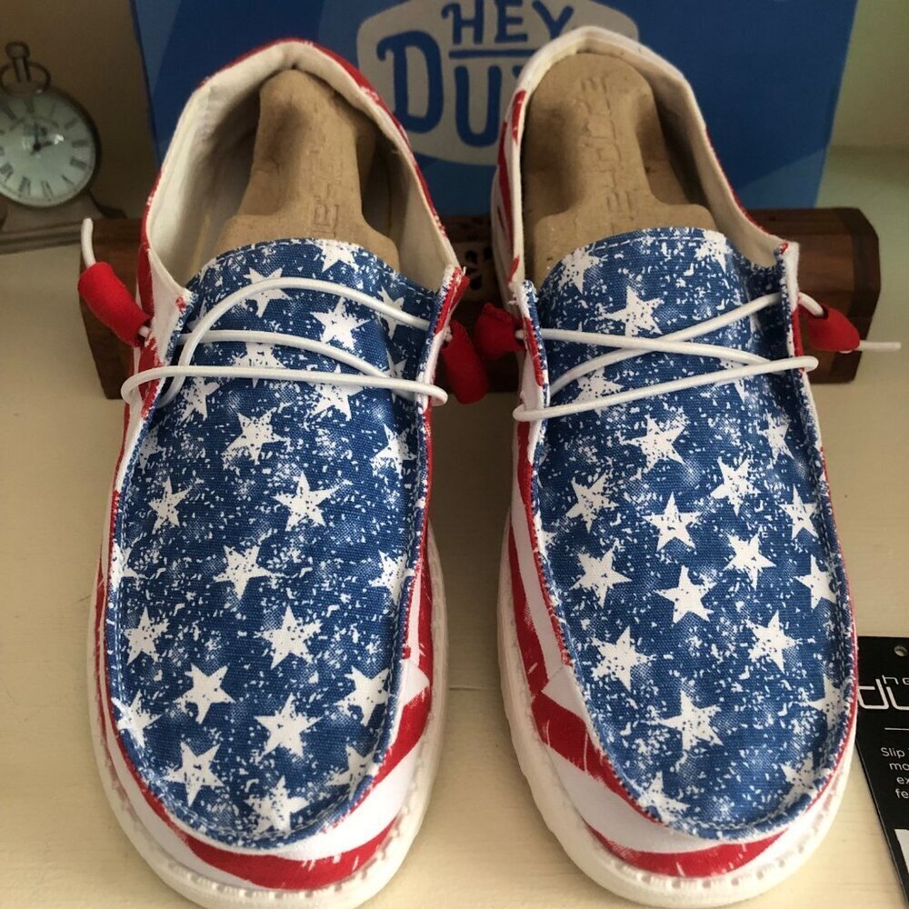 NWB Women's Hey Dude Shoe Size 9 Wendy Patriotic Red White Blue - Picture 2 of 10